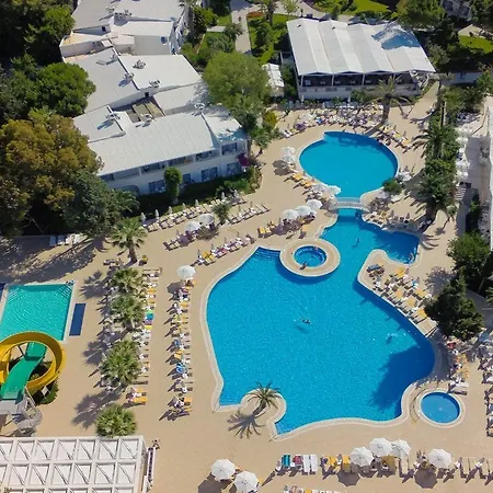 Vera Miramar Hotel
